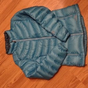 LL Bean women's med petite ultralight water repellant 850 down jacket